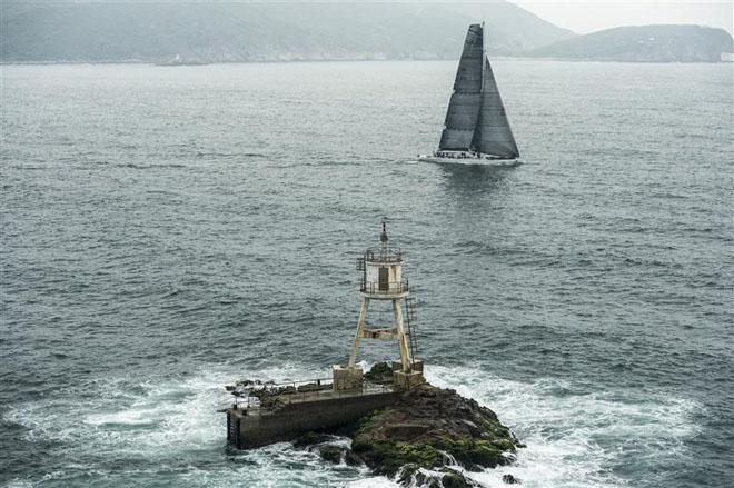 Syd Fischer’s Maxi RAGAMUFFIN 90 - 2014 Rolex China Sea Race ©  Rolex/ Kurt Arrigo http://www.regattanews.com